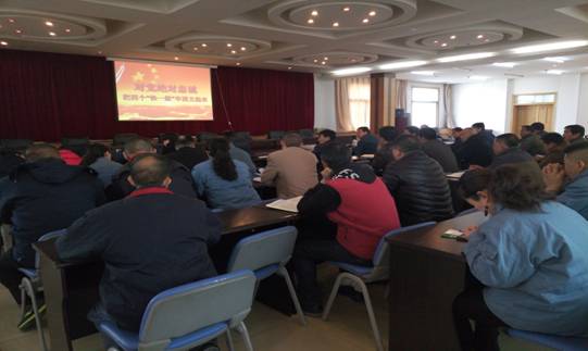 堅(jiān)定信念 對(duì)黨忠誠(chéng)，融會(huì)貫通 學(xué)以致用